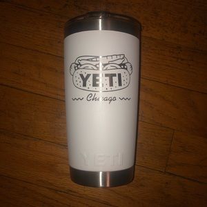 Yeti rambler 20 oz Chicago hotdog